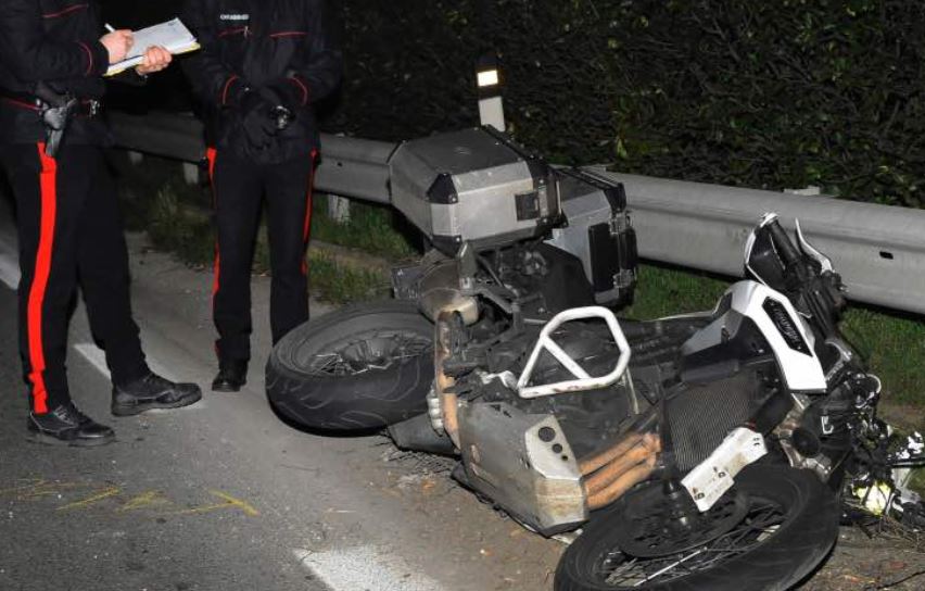 Strage Del Sabato Sera Scontro Tra Due Scooter Muore Sedicenne Xxi