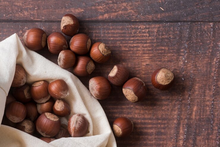 Castagne al forno morbide e facili da sgusciare. La ricetta passo passo per gustarle al meglio e consigli sui vari abbinamenti