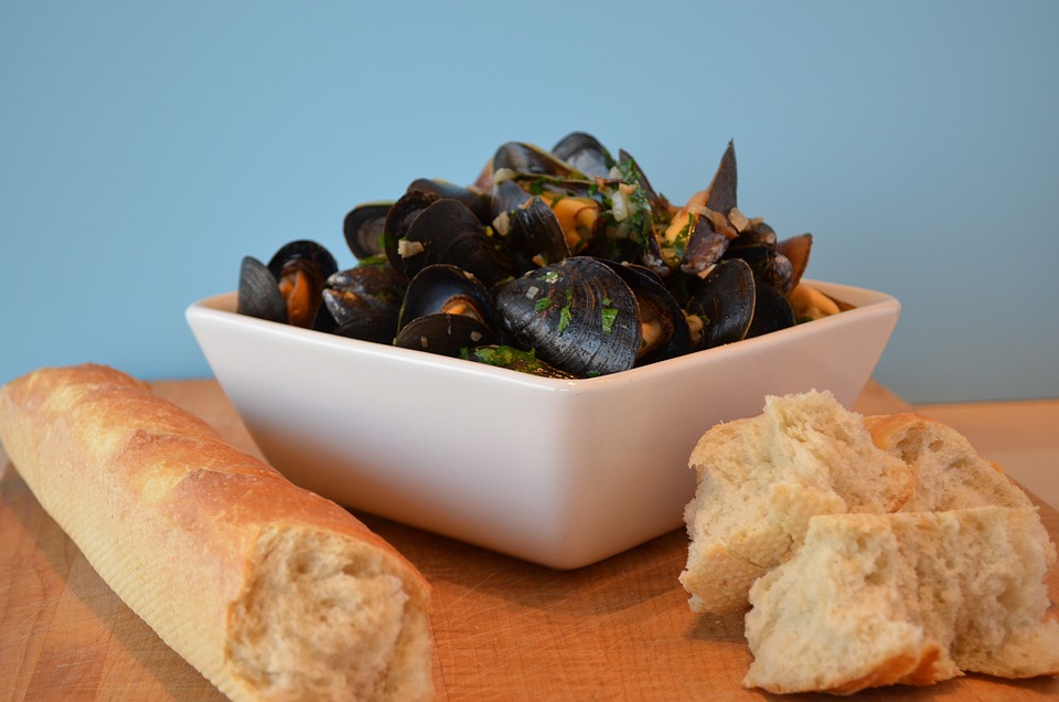 Cozze gratinate: un perfetto antipasto per la vigilia di Natale